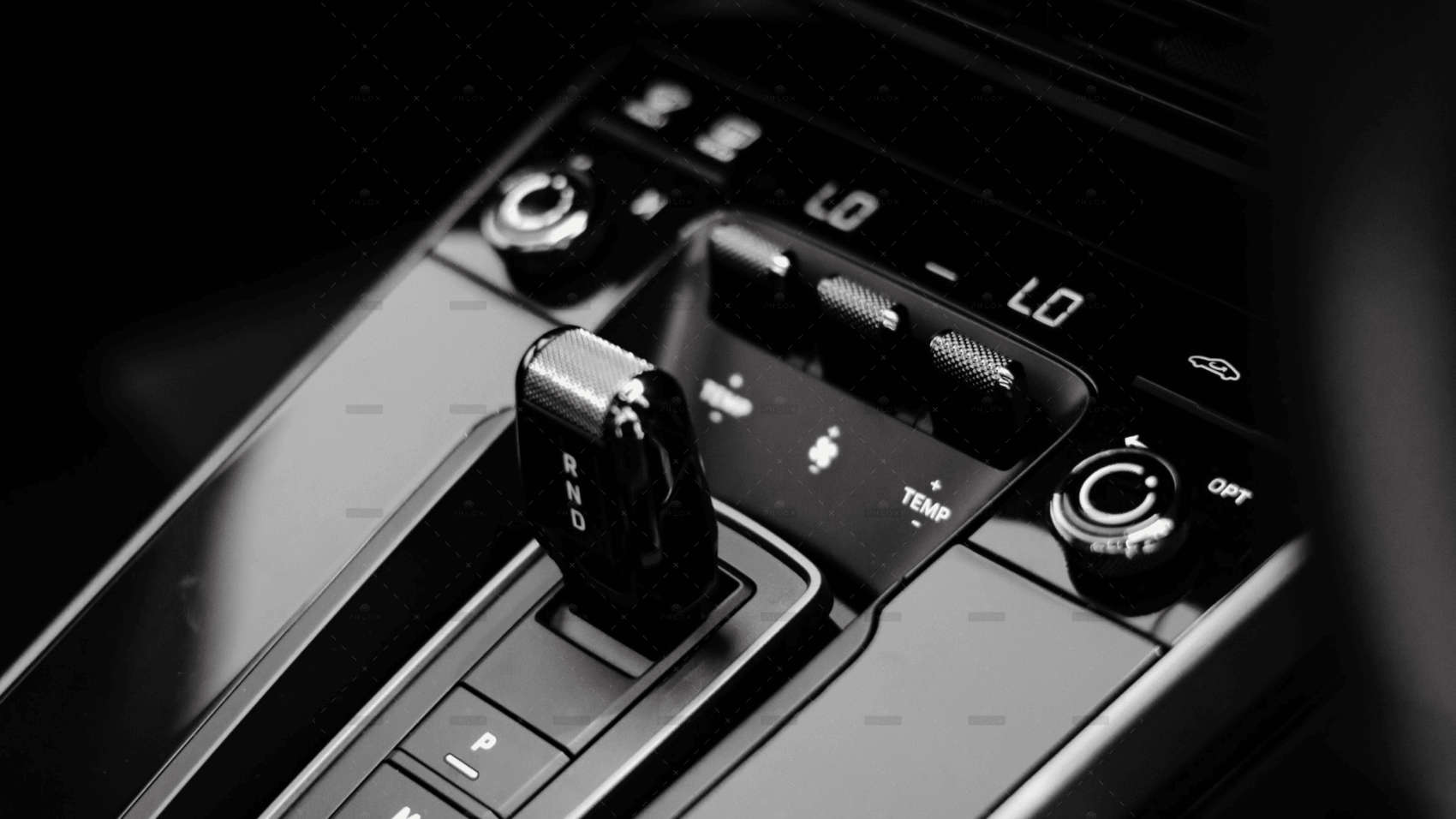 demo-attachment-1283-mark-chan-Zr40vngToD8-unsplash